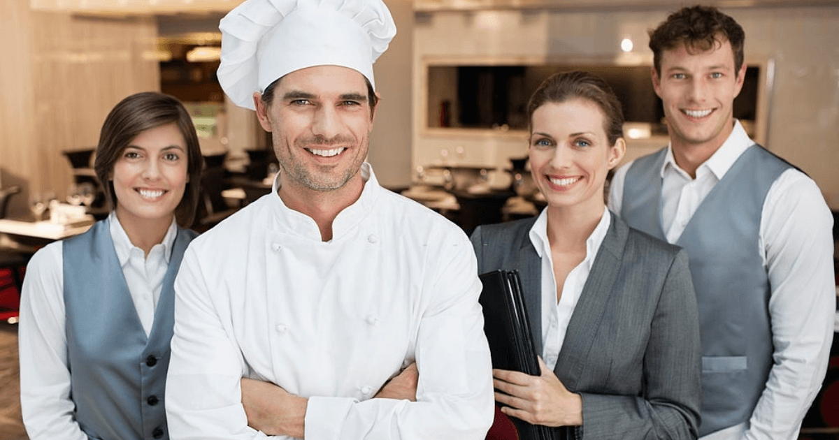 What are the Advantages of Having Wait Staff Uniforms in the Restaurant Industry_