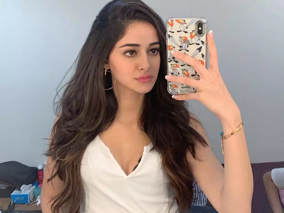 Ananya-Pandey-16