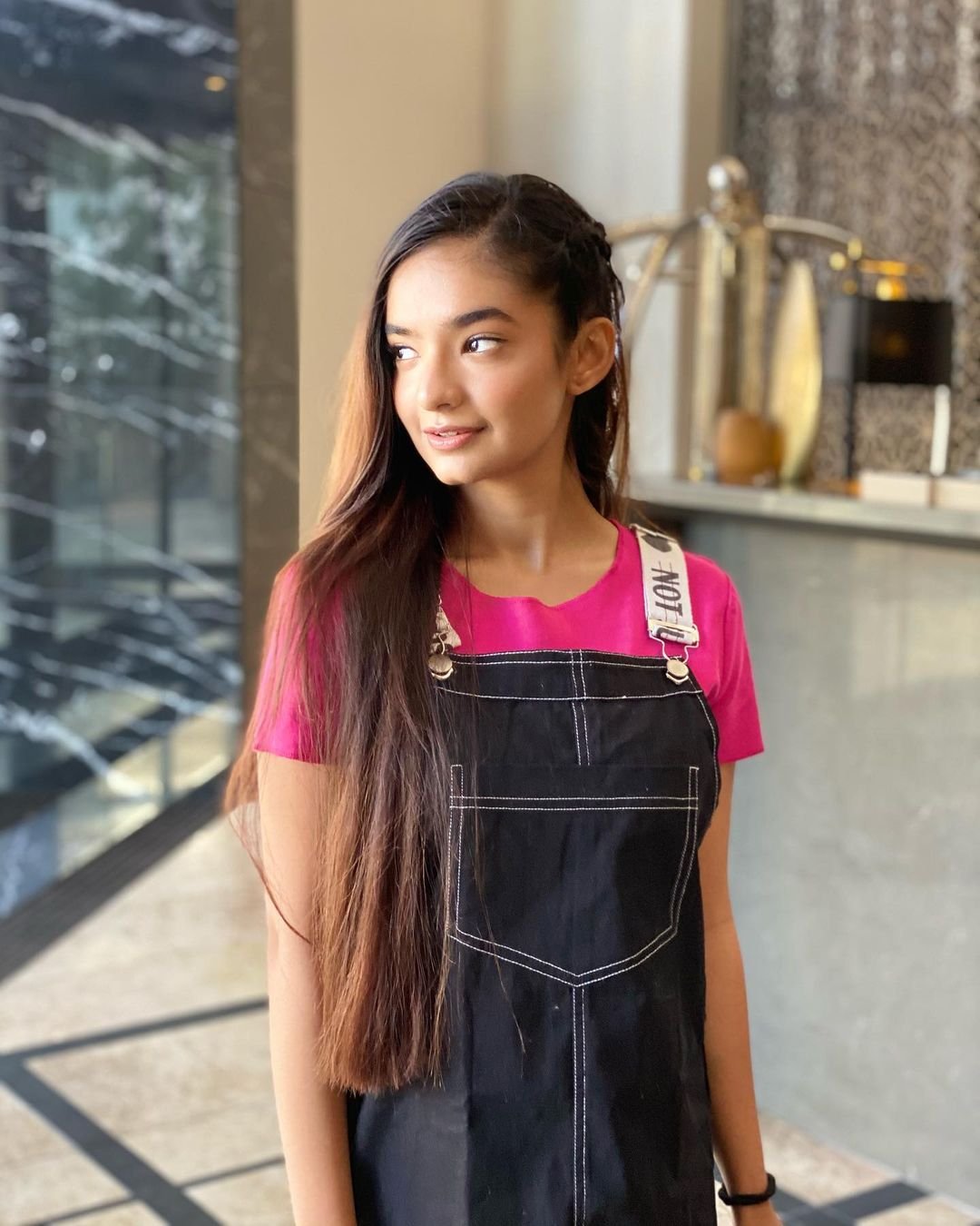 Anushka-Sen-15