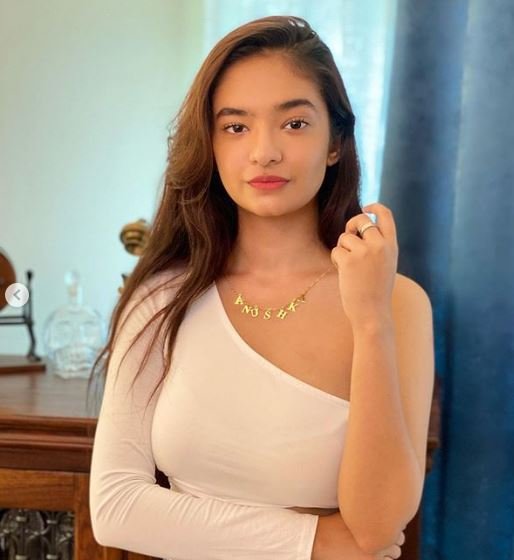 Anushka-Sen-4