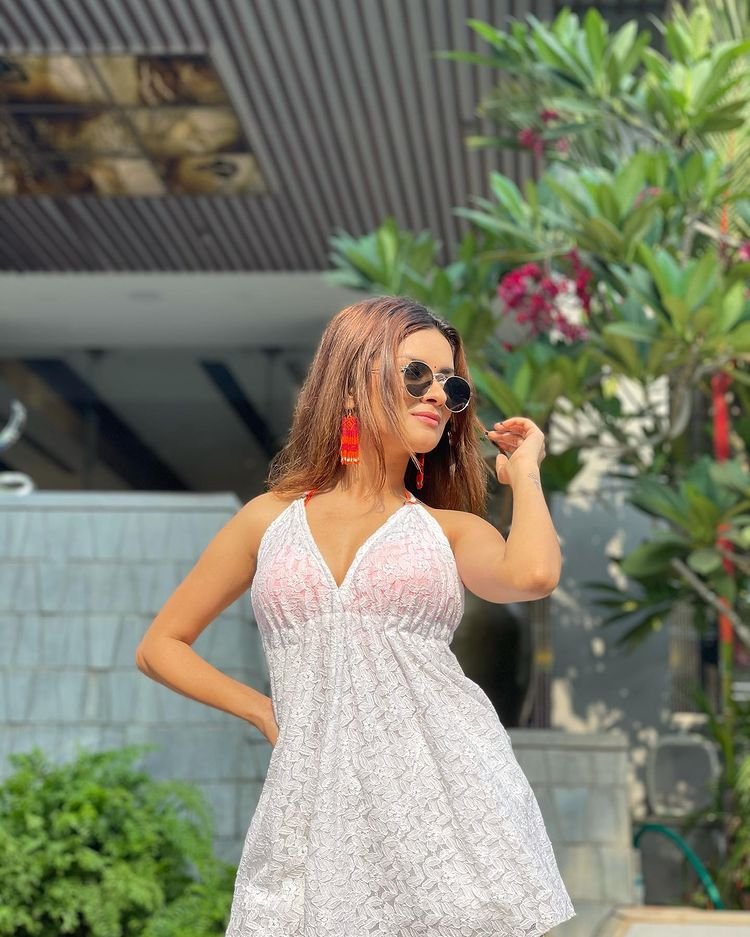 Avneet-Kaur-20