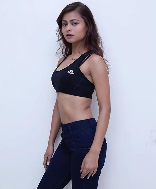 Monika-Chauhan-12