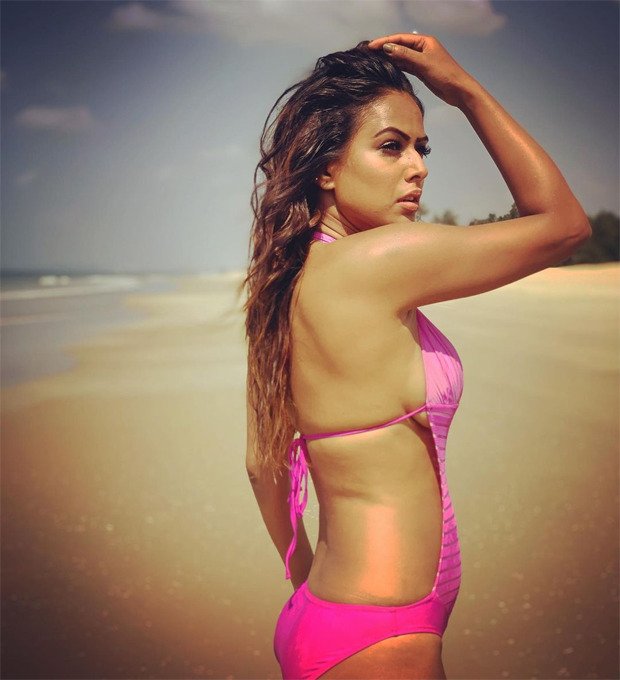Nia-Sharma-11