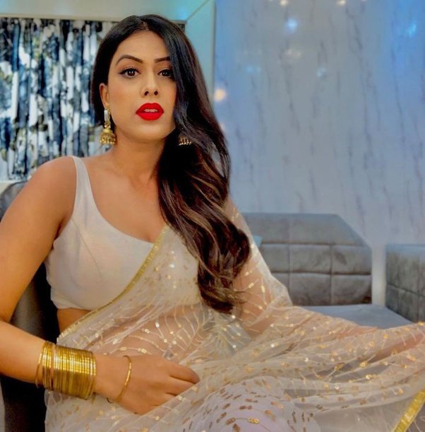 Nia-Sharma-8