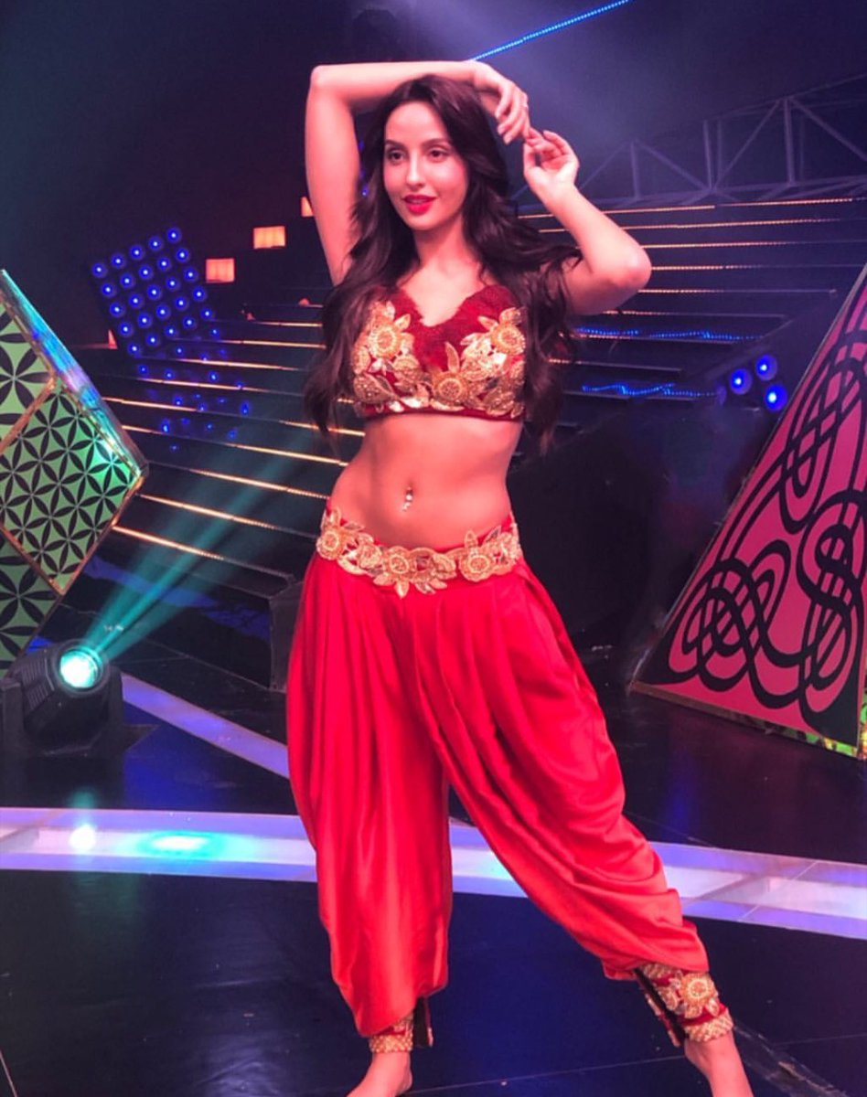 Nora-Fatehi-11