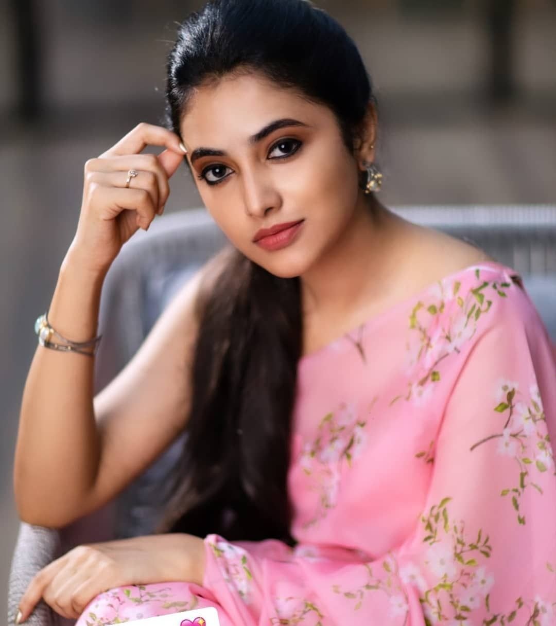 Priyanka-Arul-Mohan-10