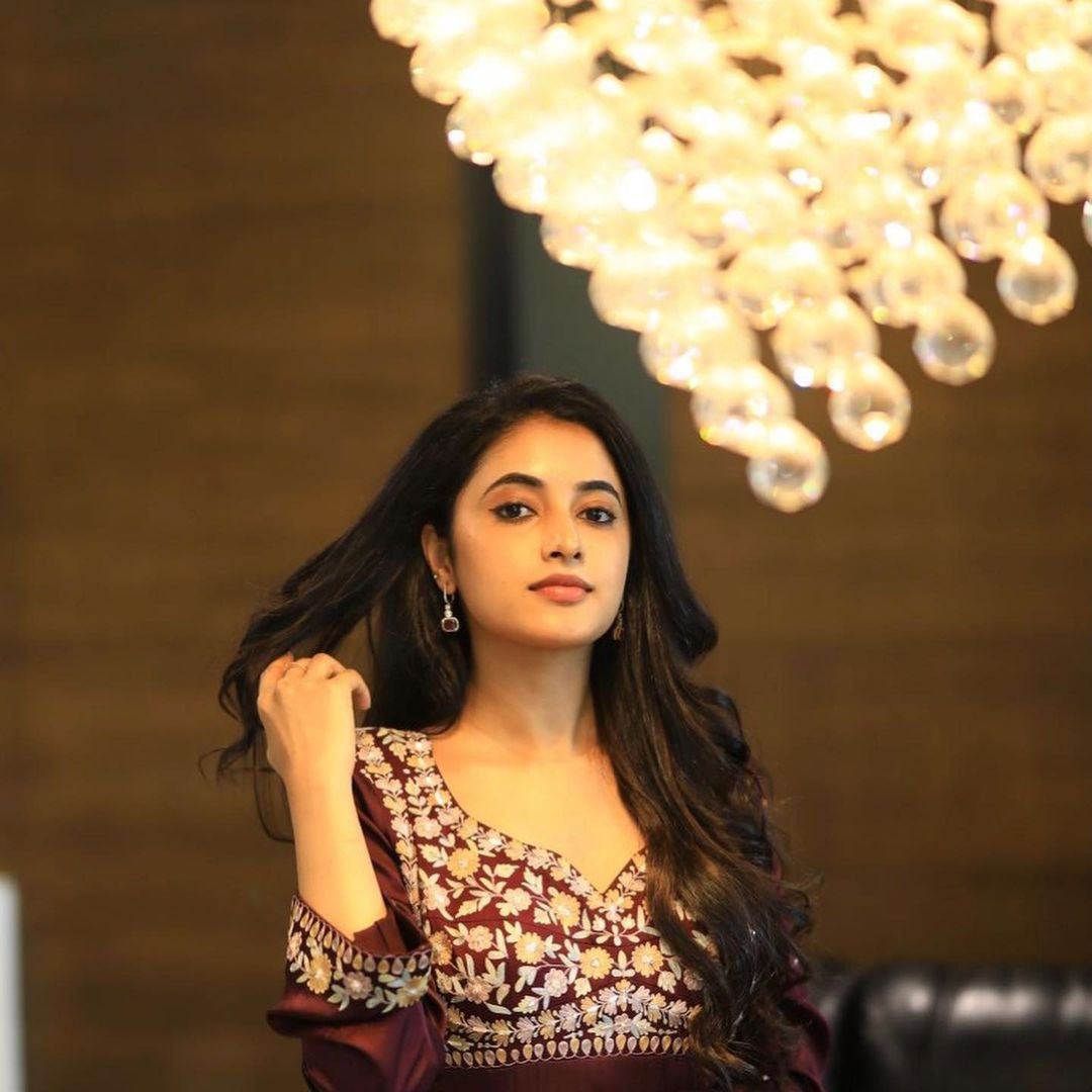 Priyanka-Arul-Mohan-4
