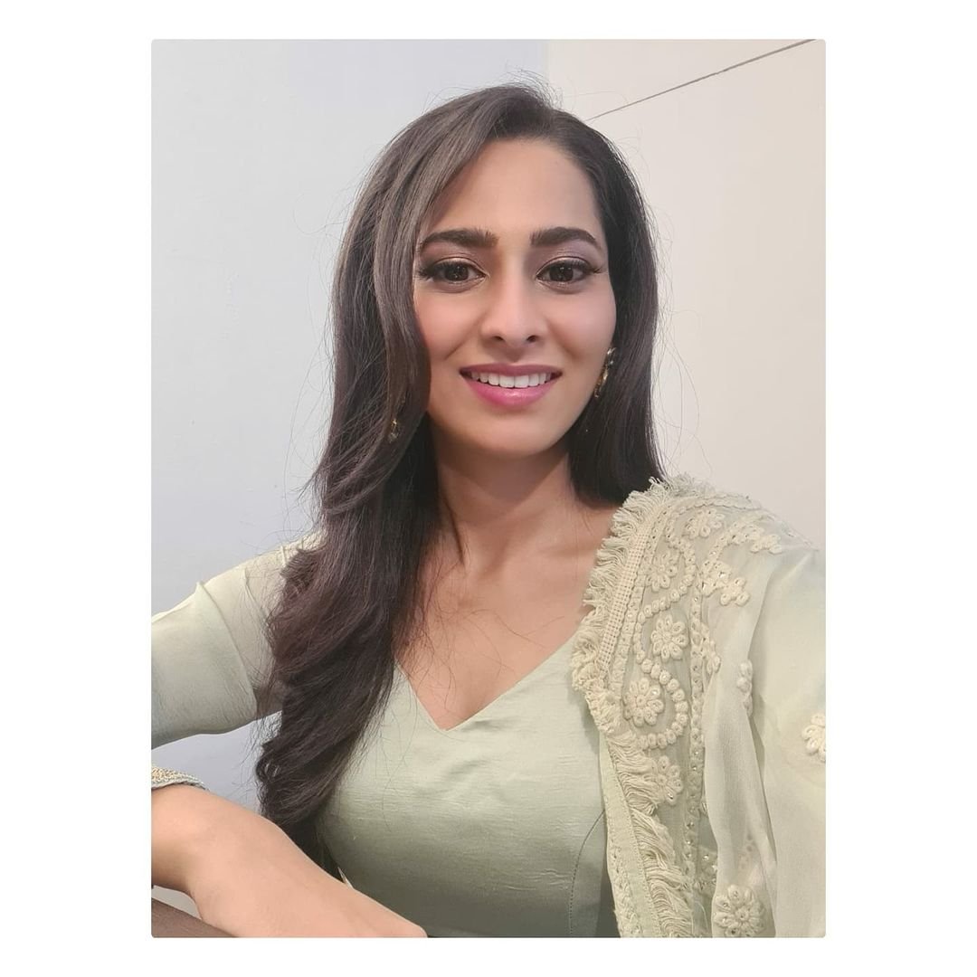 Rutpanna-Aishwarya-9