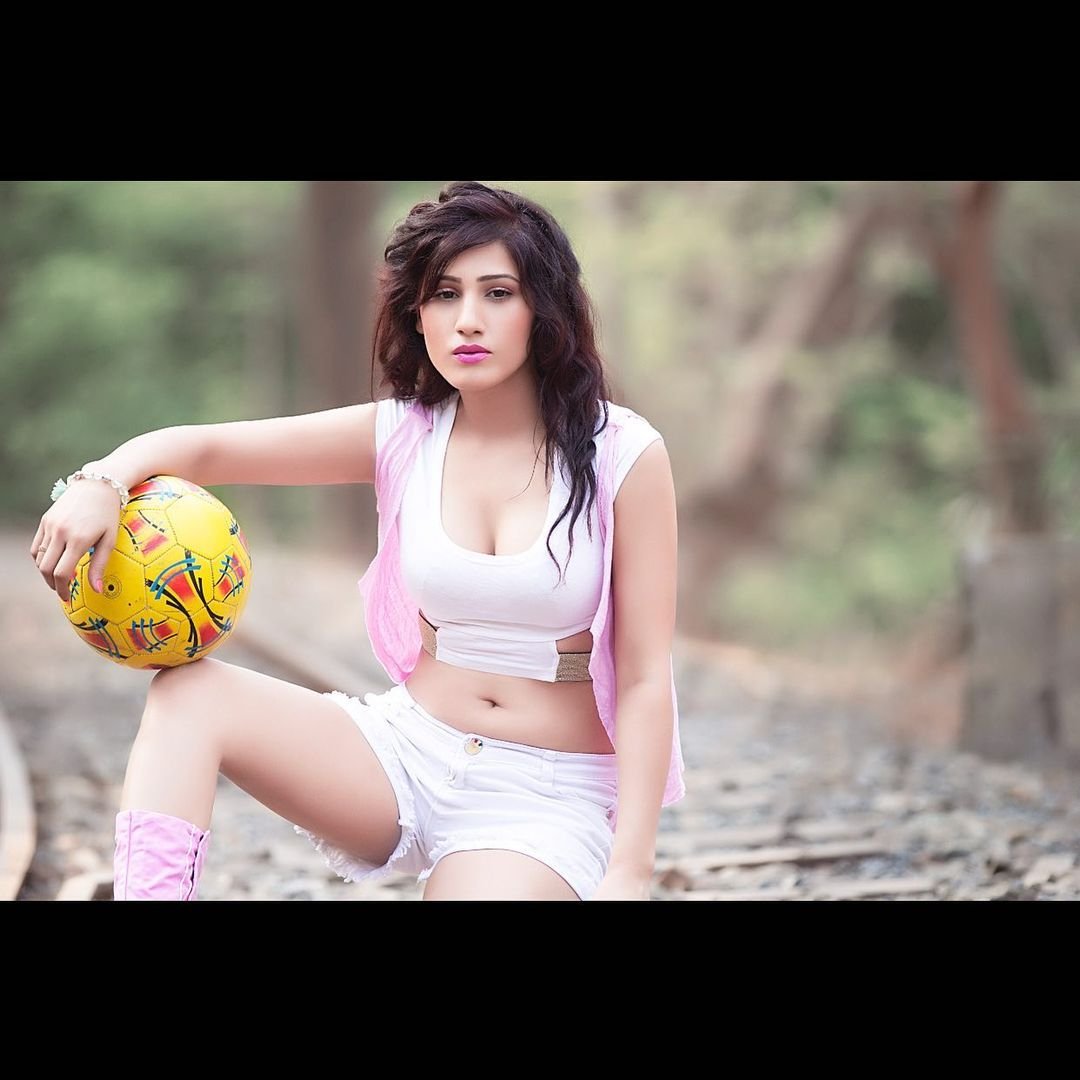 Zohra-Mughal-10